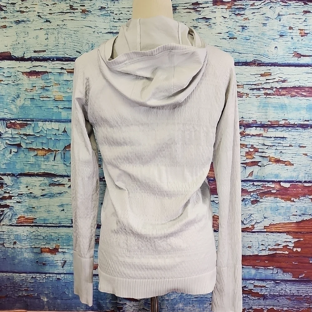 lululemon athletica comfortable stylish